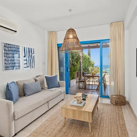 Kyma Ii Beachfront Vakantiehuis